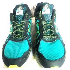 Women’s New Balance 531 trail shoes.  Size 9.